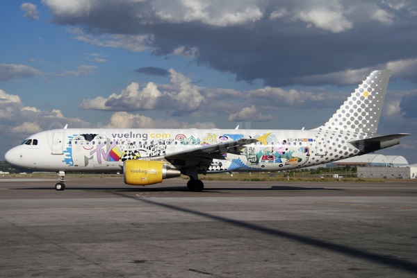 Vueling.com A320-200 EC-KDG (08-MTV)(Grd) MAD (A2)(46)-L