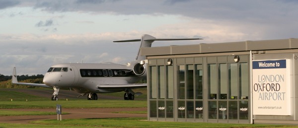 Gulfstream-G650-on-London-Oxford-Airport零-runway
