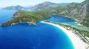 best-beaches-in-europe-oludeniz-beach-copyright-fkaymak