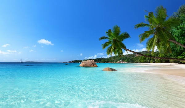 Seychelles3_oi_kalyteres_paralies_ston_kosmo