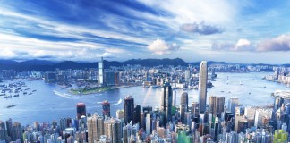 Ποια πόλη είναι πρώτη σε επισκέπτες στον κόσμο;