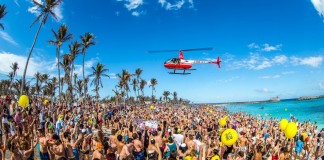 Το Business Insider προτείνει Μύκονο για ξέφρενα πάρτυ!