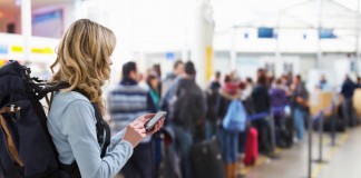 5 πράγματα που πρέπει να κάνετε πριν μπείτε σε ένα αεροπλάνο