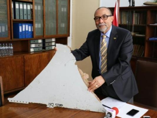 debris