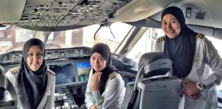 «Πέταξαν» σε χώρα που δεν τους επιτρέπεται ούτε η οδήγηση!