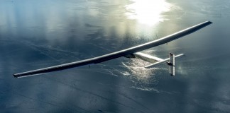 Ηλιακό αεροπλάνο διέσχισε τον Ειρηνικό Ωκεανό