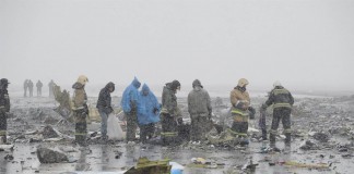 Με 600 χλμ/ώρα έπεσε το αεροπλάνο της Flydubai στη Ρωσία