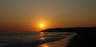 Η παραλία Μαύρα Βόλια της Χίου ψηφίστηκε ως η ομορφότερη της Ελλάδας!