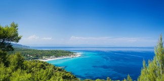 Αφιέρωμα στη γη του Αριστοτέλη από τo Discovergreece