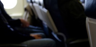 Γιατί πρέπει να βάζουμε τα κινητά μας σε λειτουργία πτήσης;