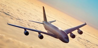 Το 1% του πληθυσμού υπεύθυνο για τις μισές εκπομπές CO2 στις πτήσεις