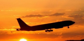 Απίστευτη προσγείωση αεροσκάφους (Βίντεο)