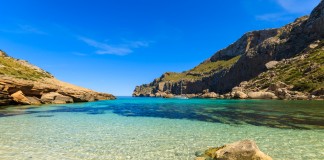 Daily Mail: Οι 5 προορισμοί με τις καλύτερες παραλίες