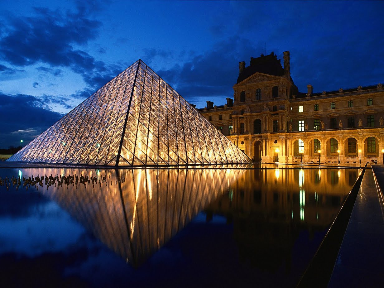 pyramid-at-louvre-museum-paris-france