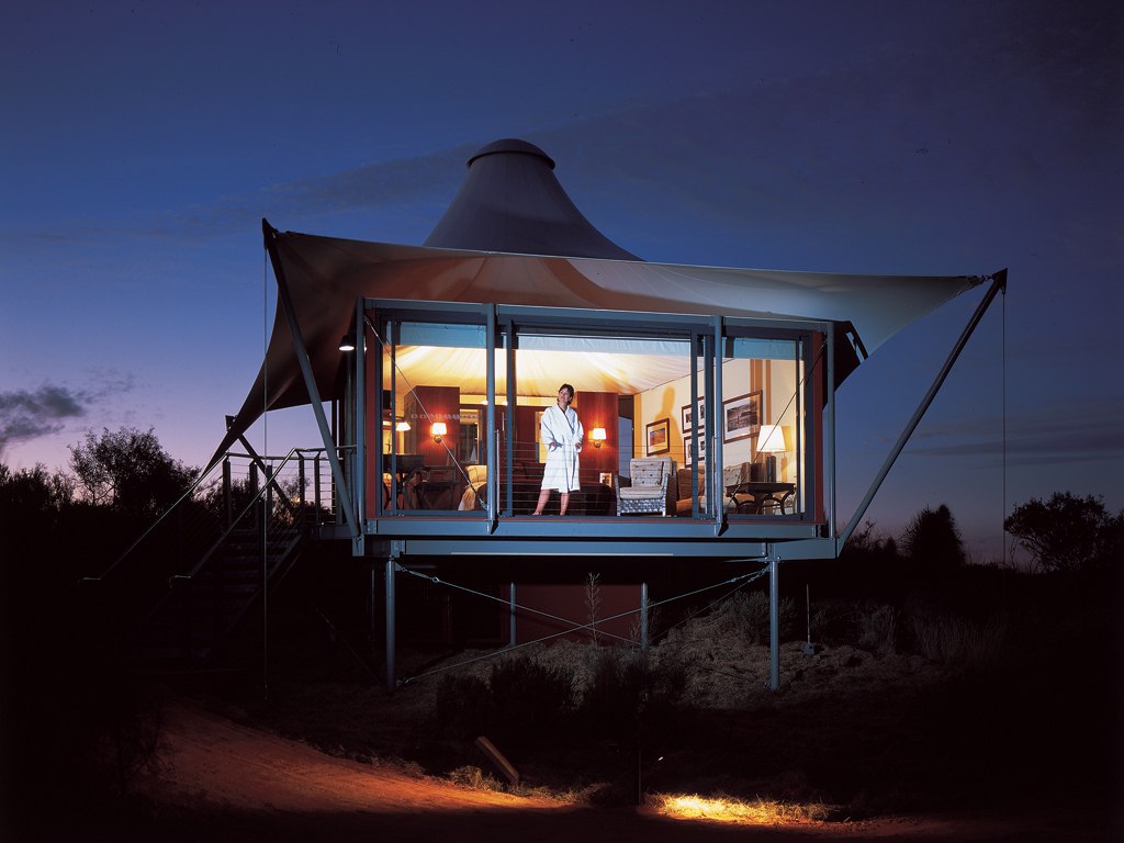 10-Most-Private-Romantic-Getaways-Longitude-131°-Australia1