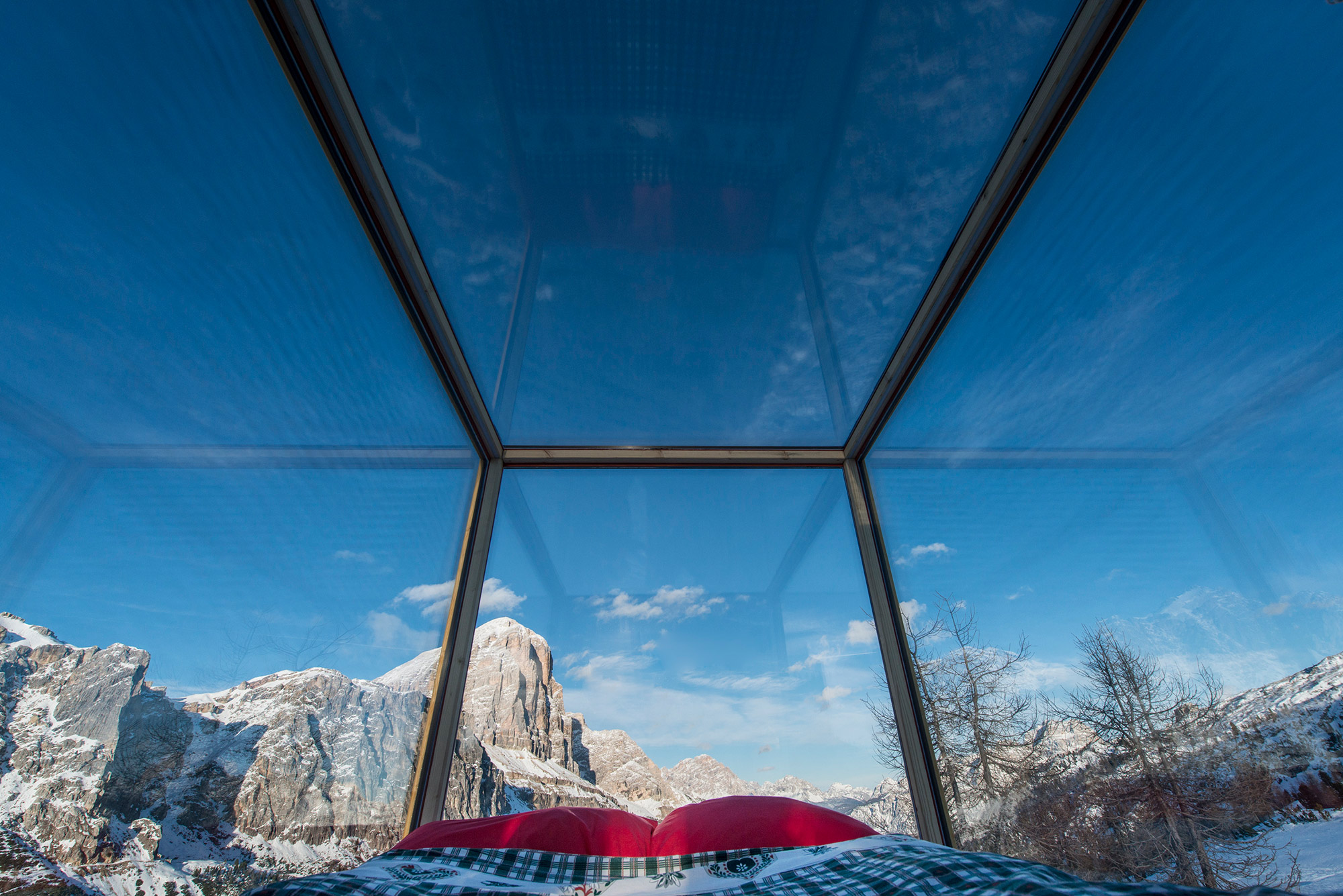 the-starlight-room-dolomites-italy-gessato-3