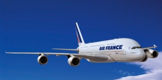 Η Air France με κάθε κράτηση σας… βγάζει για δείπνο!