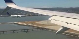 Φοβερό βίντεο με παράλληλη προσγείωση αεροσκαφών