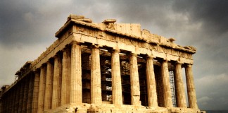 Η Ακρόπολη στα 10 καλύτερα μνημεία της Ευρώπης για το 2016