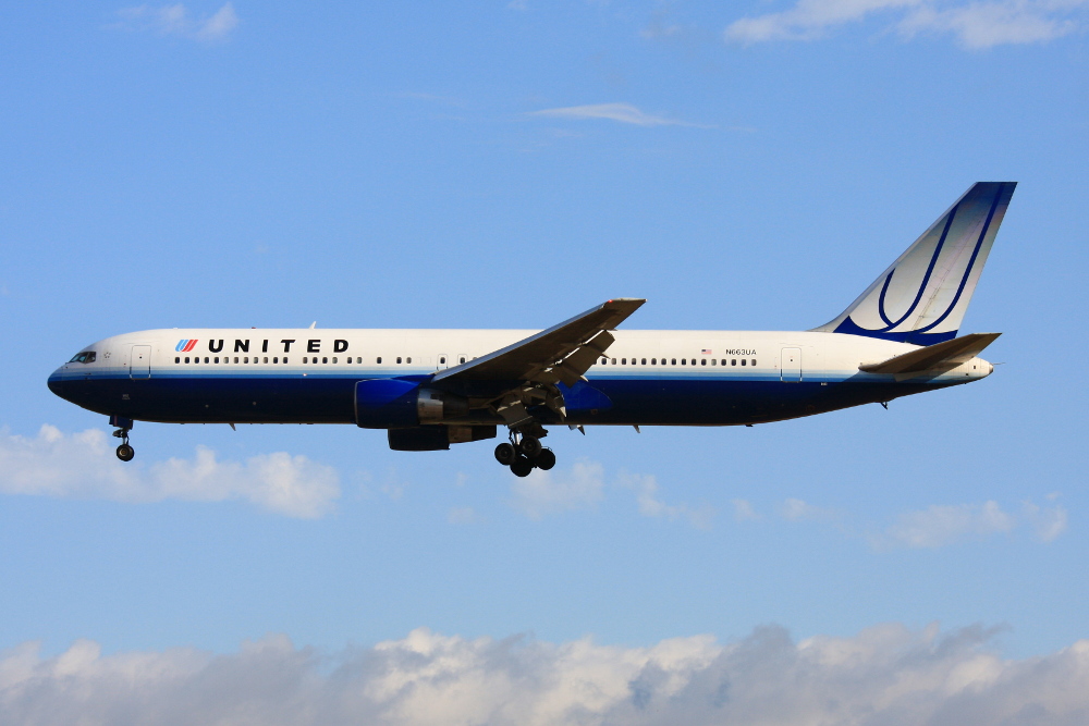boeing 767 united airlines