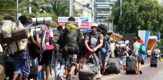 Οι Ρώσοι «ψηφίζουν» Κύπρο και Ελλάδα για τις καλοκαιρινές διακοπές τους