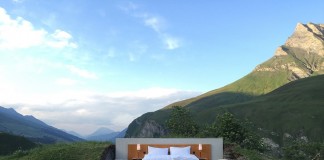 Κοιμηθείτε κάτω από τα αστέρια στο «ξενοδοχείο» χωρίς… τοίχους