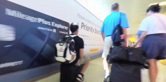 Η βαλίτσα που γίνεται… σκούτερ! (Photos-Video)