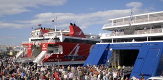 Οι εκπτώσεις φέρνουν αποτέλεσμα – Ικανοποιητική η τουριστική κίνηση