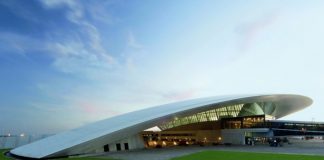 Τα 12 ομορφότερα αεροδρόμια στον κόσμο (Photos)