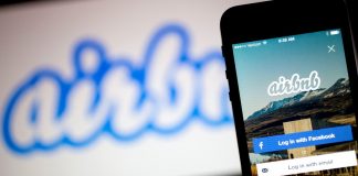 Έρχεται φόρος 3% στους οικοδεσπότες του Airbnb