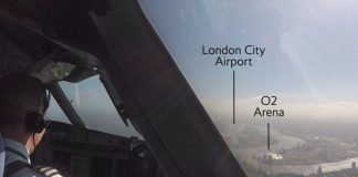 Timelapse βίντεο δείχνει την προσγείωση αεροσκάφους μέσα από το πιλοτήριο