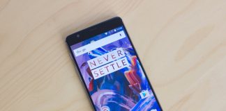 Το smartphone που πέφτει από αεροπλάνο και… δεν σπάει (Video)