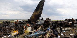 Ευρ. Κοινοβούλιο: Ασαφές το ποιος κατέρριψε την πτήση MH17