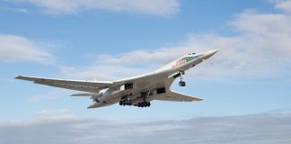 Κόντρα Ρέικιαβικ-Μόσχας για την πτήση των ρωσικών βομβαρδιστικών