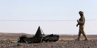Φόρος τιμής στα θύματα του ρωσικού αεροσκάφους που έπεσε στο Σινά