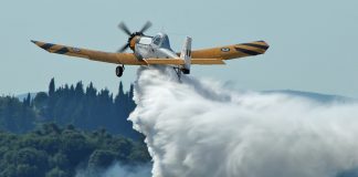 Αποχώρησαν από τη Λέσβο τα δύο πυροσβεστικά αεροσκάφη PZL M18-B