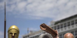 Κατά 750 εκατ. μειώθηκαν τα έσοδα από τον τουρισμό στο οκτάμηνο του 2016