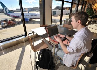 Δείτε τους κωδικούς των Wi-Fi σε 130 αεροδρόμια του κόσμου