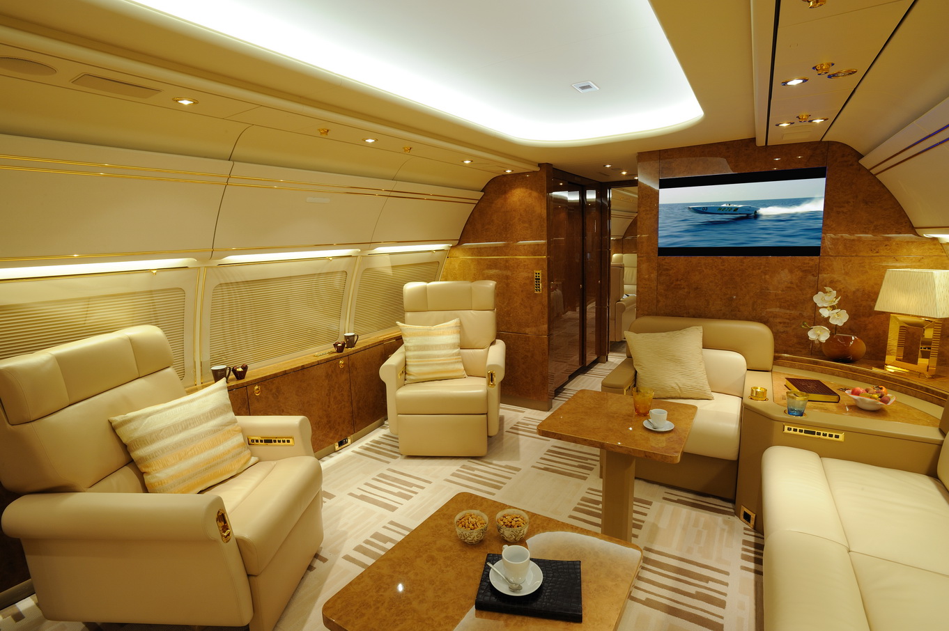 nasjet-acj318-lounge_