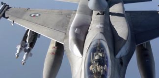 Δείτε πως ανεφοδιάζονται στον αέρα τα F-16 (Video)