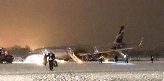 Αεροσκάφος γλίστρησε από το διάδρομο λόγω χιονιού