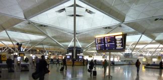 Χτύπησε την υπάλληλο επειδή έχασε την πτήση για Αθήνα!