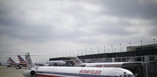 Αεροσυνοδοί έπαθαν πονοκέφαλο από περίεργη οσμή