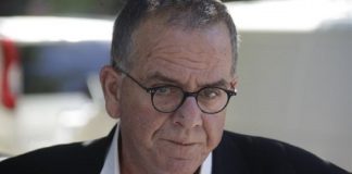 Επέστρεψε Αθήνα (δύο φορές) η πτήση Μουζάλα λόγω κακοκαιρίας