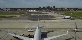 Η στιγμή που ο Χάρισον Φορντ παραλίγο να συγκρουστεί με επιβατικό αεροσκάφος