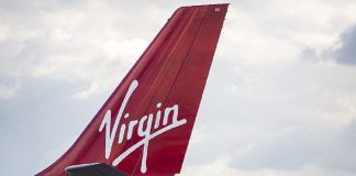 Επιβάτης έπαθε αμόκ και ήθελε να ανοίξει τις πόρτες του αεροπλάνου!