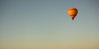 Πτώση τριών αερόστατων στην Καππαδοκία – 49 τραυματίες