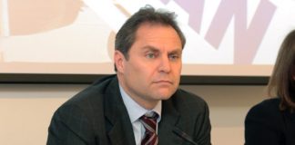 Aegean: «Από το ρετιρέ…στο υπόγειο.»