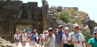 TUI: Ικανοποιημένοι οι Γερμανοί τουρίστες στην Ελλάδα