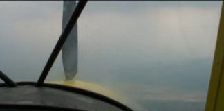 Πιλότος «τέρας ψυχραιμίας» προσγειώνει αεροπλάνο (Video)